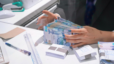 760 млрд тенге вернули в Казахстан