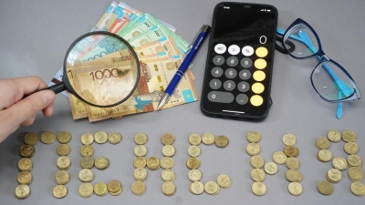 Пороги для использования пенсионных накоплений на одну из целей хотят отменить в Казахстане