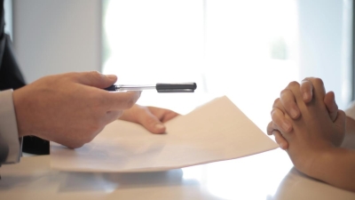 Указывать честную информацию о процентах по кредитам обяжут казахстанские банки и МФО