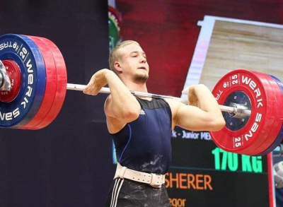 Егор Шерер занял четвертое место на чемпионата Азии по тяжелой атлетике