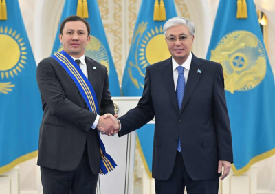 Токаев наградил Геннадия Головкина орденом “Барыс”