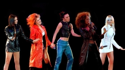 Джери Холлиуэл и компания: как изменились «перчинки» из Spice Girls и смогут ли воссоединиться