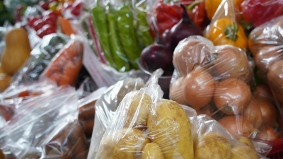 Основные овощи продолжают дешеветь в Казахстане