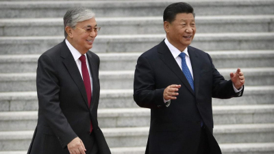 Токаев поздравил Си Цзиньпина с 70-летием