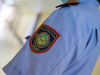 В СКО женщина пытается вернуть дочь, которую полиция забрала у нее «просто так»