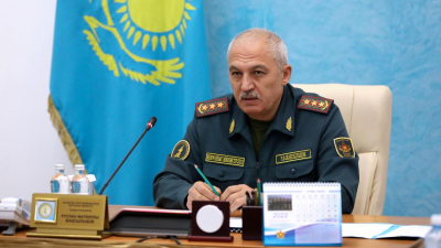 Министр обороны Казахстана ответил, планирует ли ехать на парад в Москву