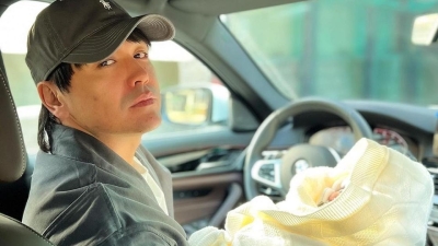 Ставший отцом в третий раз Нурболат Абдуллин рассекретил пол и имя ребенка (фото, видео)