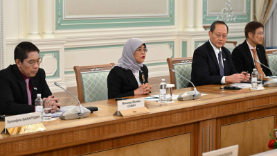 "Вы очень талантливы": президент Сингапура похвалила Токаева за знание нескольких языков (видео)