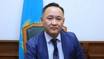 Экс-акима Актау Ербола Избергенова вновь оштрафовали