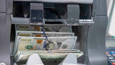 Курс доллара еще вырос на торгах 7 сентября