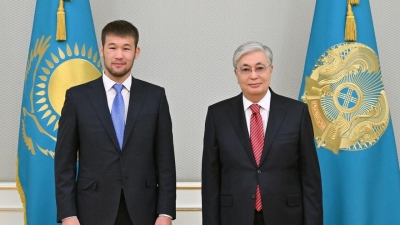 Токаев принял Шавката Рахмонова в своей резиденции