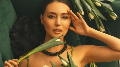 "Божественная работа": чувственный образ Динары Бактыбаевой высоко оценили фанаты