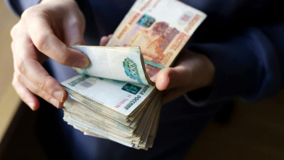 Казахстанские банки продали рублей на рекордном с 2022 года уровне