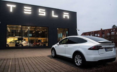 Tesla сократила поставки до 435 тысяч авто в III квартале