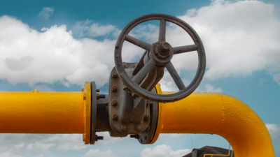 Экспорт нефти в деньгах упал на 20% в Казахстане
