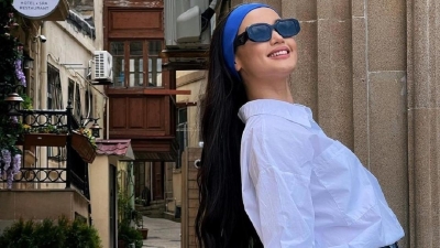 "Жизнь только начинается": Акбота Сейтмагамбет показала, как проводит отпуск в Баку (видео)