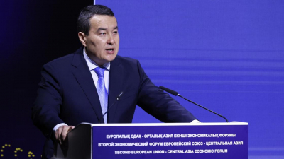 Казахстан планирует сократить срок транзита из Китая в Европу через свою территорию до 5 дней