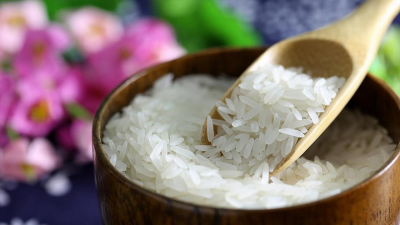 Рисовая маска для лица: 5 рецептов для красоты и молодости кожи