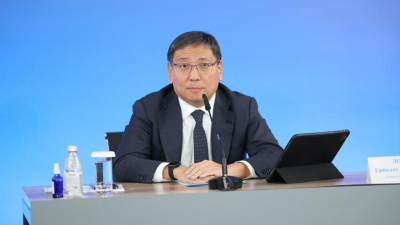 Досаеву напомнили о заражении детей ВИЧ в Шымкенте, когда он был главой Минздрава