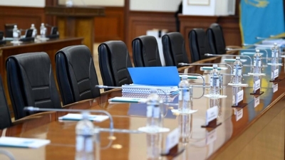 Утратили доверие: новая причина увольнения госслужащих появится в Казахстане