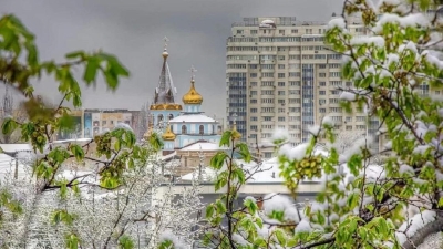 Снег выпал в Алматы в середине весны (фото, видео)