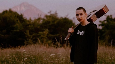 Песня продавца из масс-маркета покорила TikTok (видео)