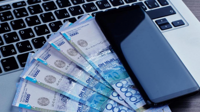 Какая информация о подозрительных мобильных переводах передается банками Казахстана