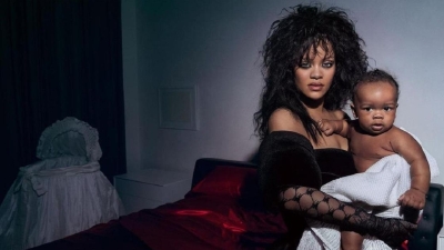 "Такие же обычные, как и мы": Беременная Рианна поделилась трогательными кадрами с сыном