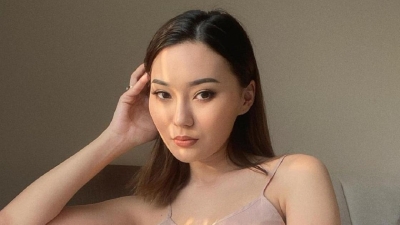 "Приятно быть любимой келин": Айсауле Бакытбек рассказала об отношениях с родителями мужа