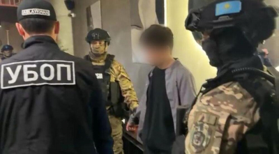 Спецоперация проведена в одном из баров Алматы: задержан работник, сбывавший мефедрон
