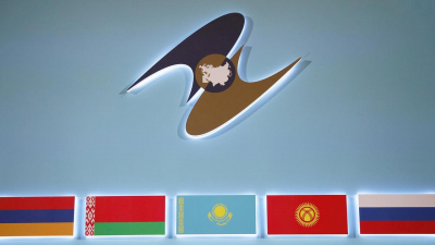 "Является крупнейшим клиентом": Токаев назвал ключевого партнера ЕАЭС