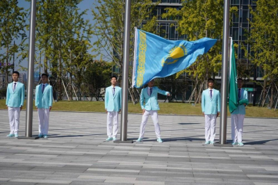 Торжественная церемония поднятия казахстанского флага состоялась на Азиатских параиграх  
