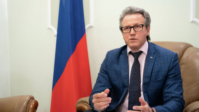 Генконсульство России в Казахстане объяснило отставку Боброва
