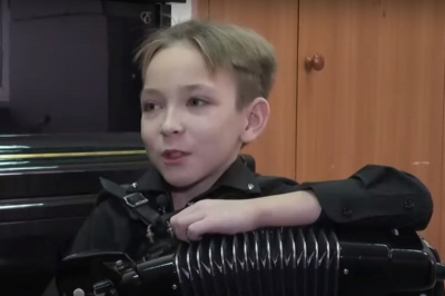 Юный баянист из Казахстана выиграл престижный французский конкурс «Трофей мира» (ВИДЕО)