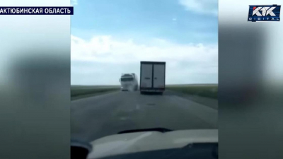 &quot;С большим количеством мата&quot;: автолюбитель ославил актюбинскую трассу на весь Казахстан