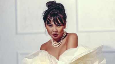 "Огненная женщина": чувственный образ Жании Джуринской высоко оценили фанаты