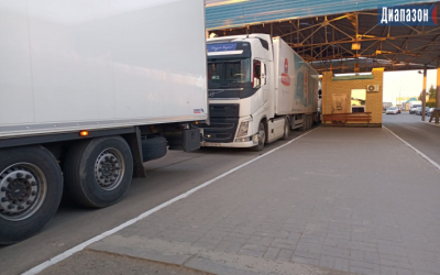 Казахстанским грузоперевозчикам хотят увеличить срок пребывания в России