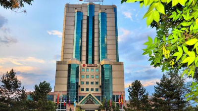 В здании первого пятизвездочного отеля Астаны расположат медвуз и общежитие