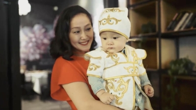 "Весь в маму": Гульнара Сильбаева умилила фанатов фотографиями маленького сына