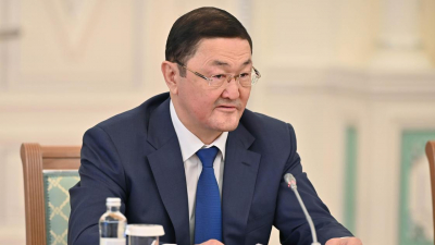 "Пока квартиру не дашь, документы не выдают": генпрокурор обратился к акимам