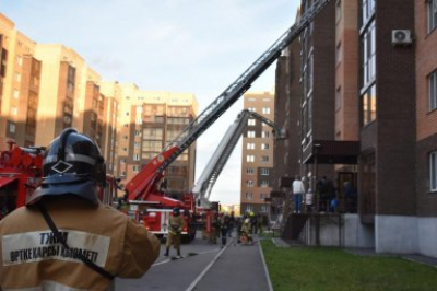 В Кокшетау прошли пожарно-тактические учения в многоквартирном жилом доме