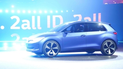 Volkswagen выпускает бюджетный электрокар, чтобы конкурировать с Tesla