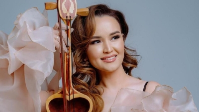 "Такая нежная": кобызистка Акерке Тажибаева вызвала восторг фанатов новыми фото