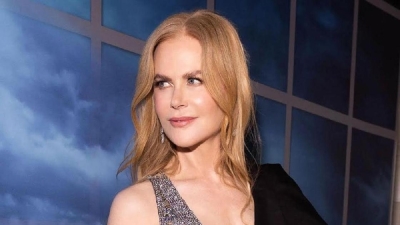 55-летняя Николь Кидман похвасталась длинными ногами в ультракоротком платье (фото)