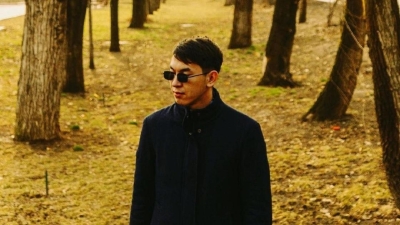 "Я с 11 лет работал": незрячий певец Кенжебек Нурдолдай рассказал о жизни и тернистом пути к славе