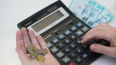 Где больше всего проживает бедных семей в Казахстане