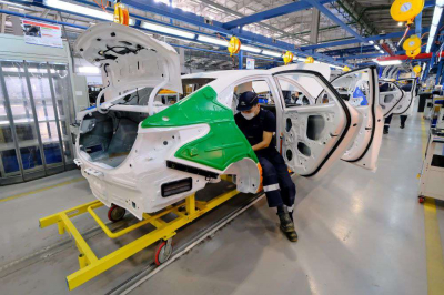 Промышленные роботы ускорят автосборку