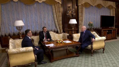 Лукашенко &ndash; главе МИД Казахстана: Надеяться надо на себя и своих друзей