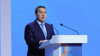 &quot;Про недостатки не говорит только ленивый&quot;: Смаилов отреагировал на критику правительства