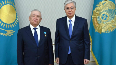 Токаев принял генерал-лейтенанта Бакытжана Ертаева